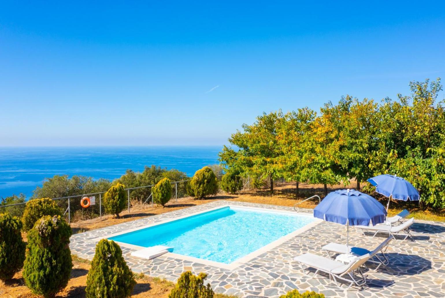 Villa Aetos Vasilikiadhes Bagian luar foto